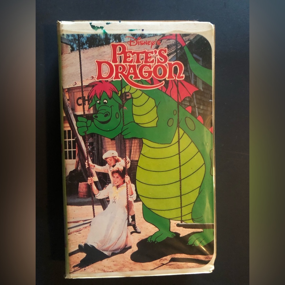 Walt Disney’s 1991 Pete’s Dragon VHS  010
